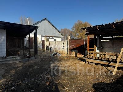 Жеке үй · 4 бөлме · 100 м² · 45 сот., Инкубаторда 668 — От жаркентта 2 км, бағасы: 60 млн ₸ в Жаркенте