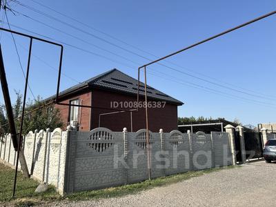 Отдельный дом · 6 комнат · 150 м² · 6.5 сот., Раимбек батыра 121 — Ориентир от газовой 100 м за 42 млн ₸ в Узынагаш