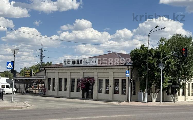Продаётся действующий ресто-бар 479 кв. м · 479 м², бағасы: 400 млн ₸ в Караганде, Казыбек би р-н — фото 2