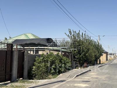 Отдельный дом · 9 комнат · 200 м² · 10 сот., мкр Бозарык 31 — Қосжарық за 42 млн ₸ в Шымкенте, Абайский р-н
