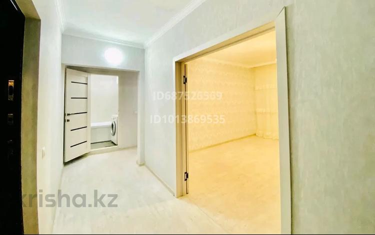 1-бөлмелі пәтер · 42 м² · 7/10 қабат, Гүлдер 2 ш/а., Таттимбета 12, бағасы: 16.5 млн ₸ в Караганде, Казыбек би р-н — фото 2