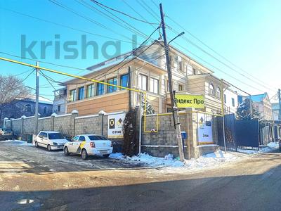 Жеке үй · 20 бөлме · 1000 м² · 9 сот., мкр Коктобе, Кыз жибек 87, бағасы: 500 млн ₸ в Алматы, Медеуский р-н