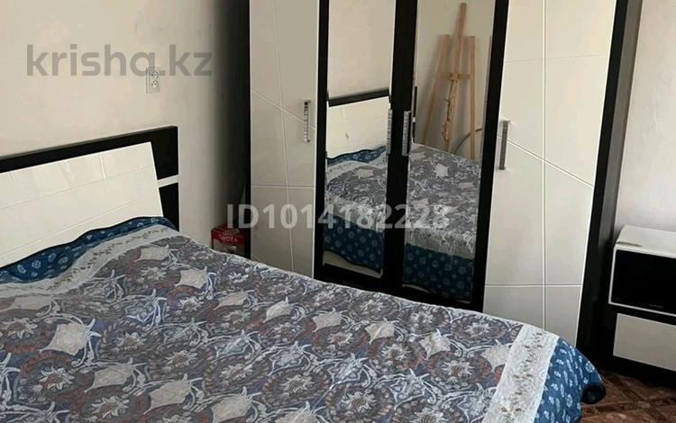 3-комнатная квартира · 52 м² · 2/5 этаж, Титов 8 за 100 000 ₸ в  — фото 2