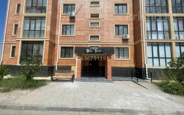 3-бөлмелі пәтер, 90 м², 1/5 қабат ай сайын, Мкр. Жана Кала 288, бағасы: 300 000 〒 в Туркестане — фото 2