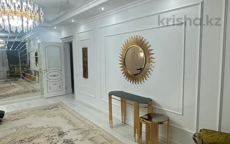 4-комнатная квартира · 160 м² · 16/16 этаж, мкр Шугыла, Жуалы 1 за 54 млн 〒 в Алматы, Наурызбайский р-н — фото 12