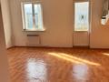 8-комнатная квартира · 241 м² · 9/10 этаж, Мкр. Аксай 32 за 62 млн ₸ в Алматы, Ауэзовский р-н — фото 5