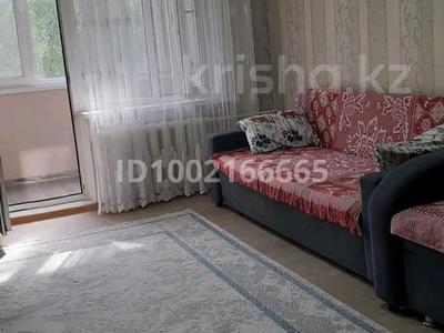 2-комнатная квартира · 45 м² · 4/4 этаж, мкр №12 14 — Шаляпина Алтынсарина. Шаляпина Бепеговой за 15 000 ₸ в Алматы, Ауэзовский р-н