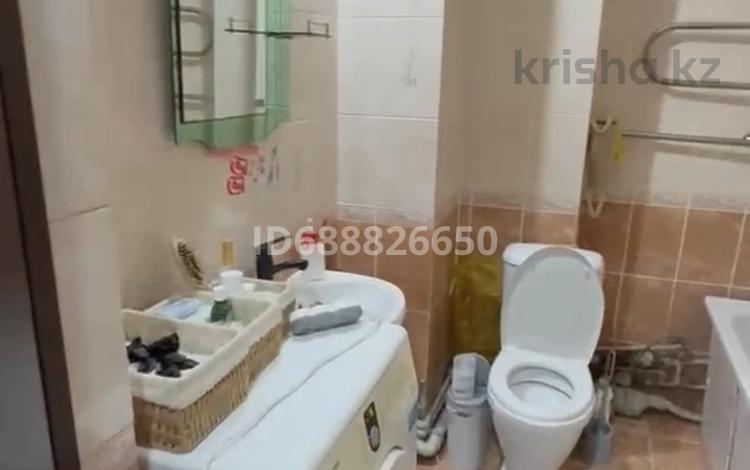 1-бөлмелі пәтер · 54 м², мкр Думан-2 21, бағасы: 200 000 ₸ в Алматы, Медеуский р-н — фото 8