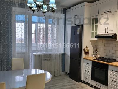 2-комнатная квартира · 80 м² · 6/10 этаж, мкр. Алтын орда, Алия Молдагулова 50а за 20 000 ₸ в Актобе