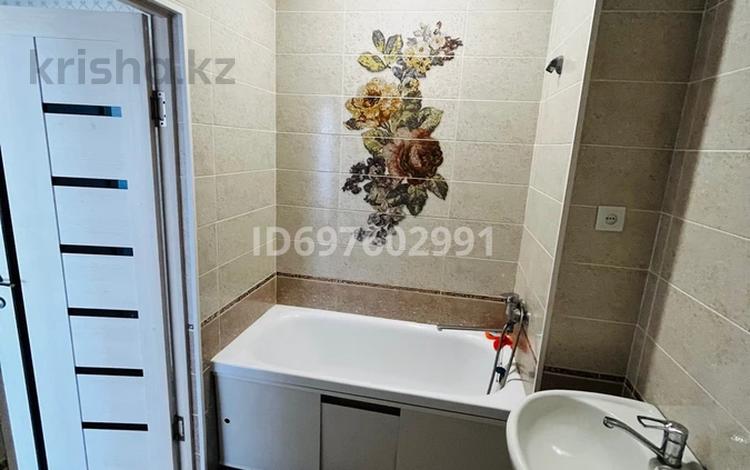 2-комнатная квартира · 57 м² · 6/6 этаж, 32В мкр 2 за 13.5 млн ₸ в Актау — фото 11