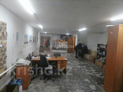 Свободное назначение, офисы, магазины и бутики, склады, общепит, салоны красоты, фитнес и спорт, медцентры и аптеки, образование, развлечения, кабинеты и рабочие места, студии · 70 м² за 182 000 ₸ в Астане, Сарыарка р-н