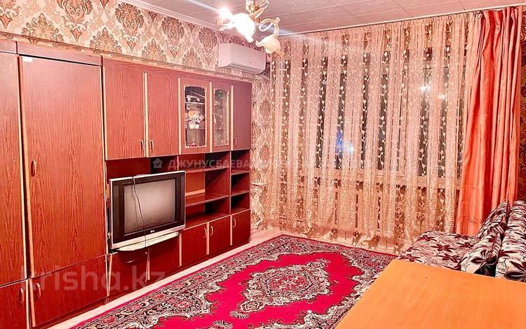 1-комнатная квартира, 34 м², 5/5 этаж помесячно, Майлина — ВАЗ за 150 000 〒 в Алматы, Турксибский р-н — фото 43