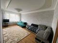 3-комнатная квартира · 63 м² · 3/5 этаж, мкр 4 19 за 200 000 ₸ в Уральске