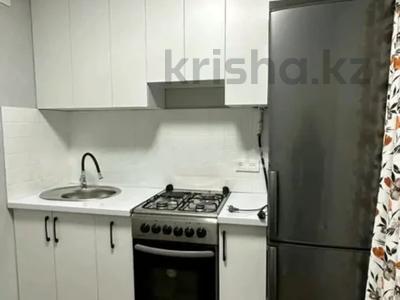 2-комнатная квартира · 45 м² · 2/4 этаж, мкр №2 31 — Утеген батыра - Куанышбаева, чуть ниже Абая, р-н ТРЦ Moskva и оз. Сайран за 280 000 ₸ в Алматы, Ауэзовский р-н