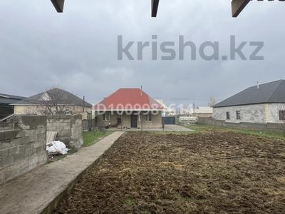 Часть дома · 5 комнат · 100 м² · 12 сот., Төле би 12 — 1 трасса Шымқорған магазин за 25 млн 〒 в Шубарсу