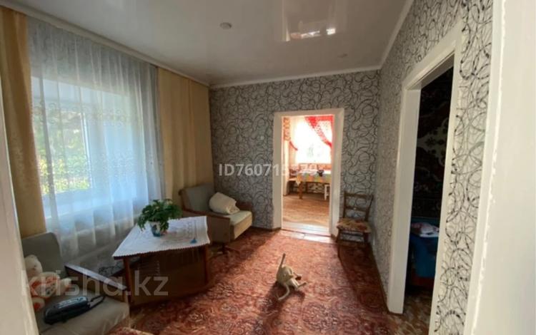 3-комнатная квартира · 57 м², Есенжанова 87 за 11.4 млн ₸ в Дарьинске — фото 11