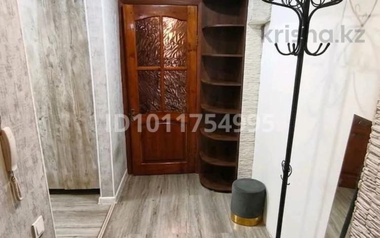 2-бөлмелі пәтер · 41 м² · 3/9 қабат, мкр Новый Город, Мкр Новый Город Ермекова 62, бағасы: 16 млн ₸ в Караганде, Казыбек би р-н — фото 2
