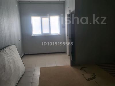 Отдельный дом · 2 комнаты · 50 м² · 50 сот., мкр Атырау, Сабыр кагазов 17 за 120 000 ₸