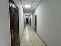 Свободное назначение, офисы, конференц-залы, кабинеты и рабочие места · 1100 м² за 2.2 млн ₸ в Караганде, Казыбек би р-н — фото 7