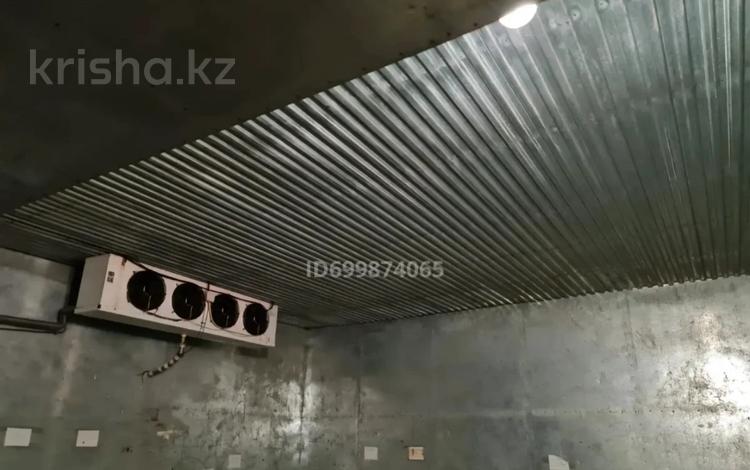 Еркін, қоймалар · 200 м², бағасы: 350 000 ₸ в Семее — фото 2