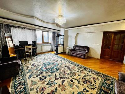 3-комнатная квартира · 110 м² · 7/9 этаж, Гоголя — ул. Конаеаа за 450 000 ₸ в Алматы, Медеуский р-н