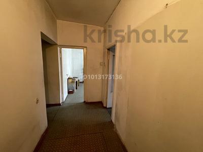 2-комнатная квартира · 56.3 м² · 4/9 этаж, мкр Тастак-2, Туркебаева 42 — Толе би и Туркебаева за 39.5 млн ₸ в Алматы, Алмалинский р-н