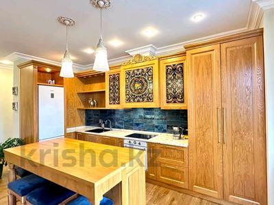 2-комнатная квартира · 110 м² · 2/6 этаж, Жамакаева 258/5-12 за 135 млн ₸ в Алматы, Медеуский р-н