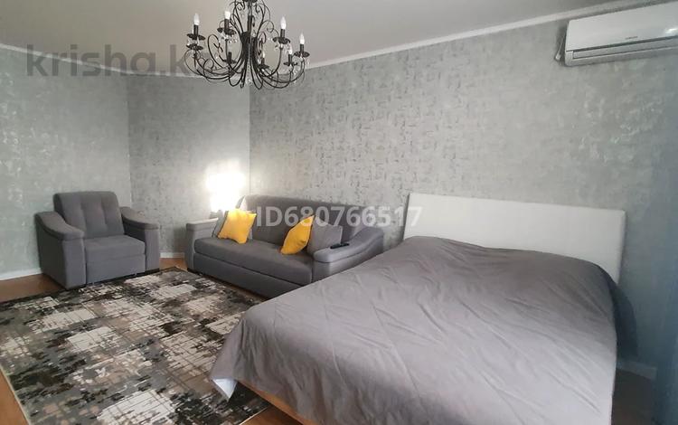 2-комнатная квартира · 55 м² · 6/9 этаж, Алтынсарина 32 — Алтынсарина-Л.Беды за 18 000 ₸ в Костанае — фото 2