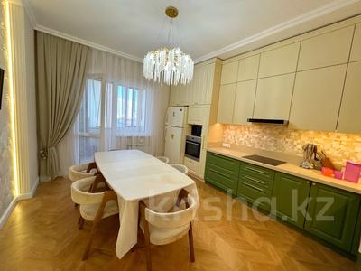 4-комнатная квартира · 125 м² · 10/18 этаж, Мангилик Ел 49 за 135 млн ₸ в Астане, Есильский р-н