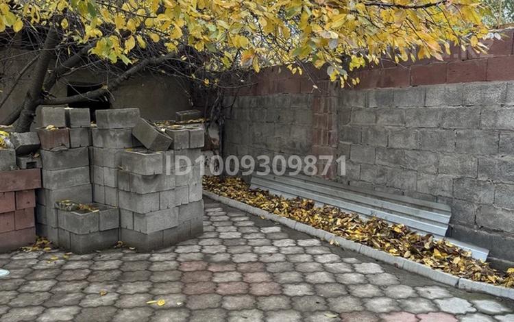 3-комнатная квартира · 50 м² · 1/2 этаж, Алтынсарина 5 за 6.3 млн ₸ в  — фото 2