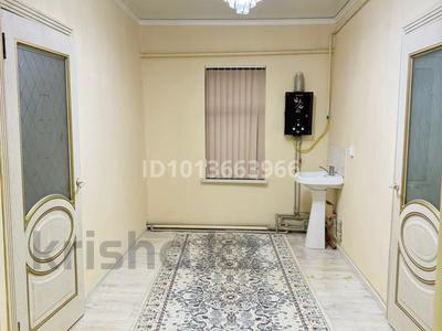 Отдельный дом · 11 комнат · 1600 м² · 16 сот., Пушкина 3 за 33 млн ₸ в Атакенте