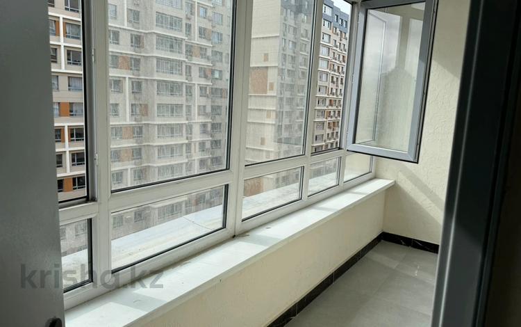 2-комнатная квартира, 54 м², 9/18 этаж, Жандосова 94А за 33.5 млн 〒 в Алматы, Бостандыкский р-н — фото 2