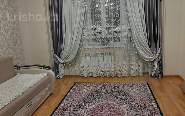 4-комнатная квартира, 110 м², 3/9 этаж помесячно, Е15 ул 3