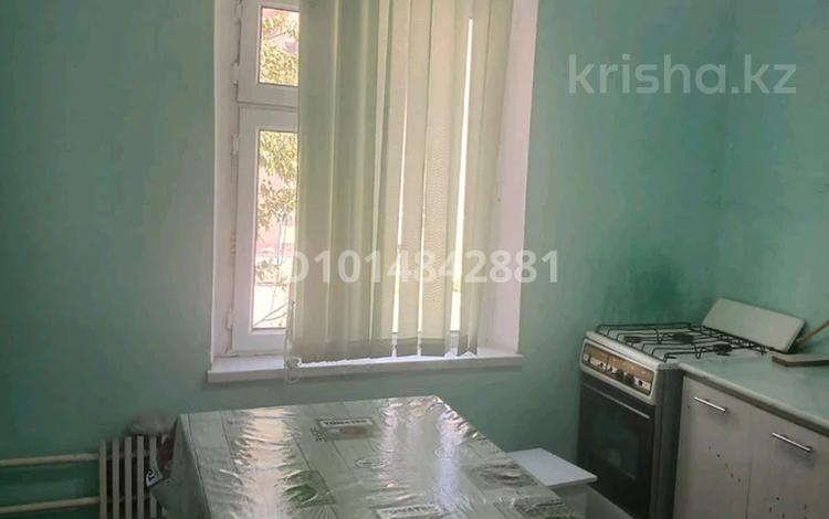 3-комнатная квартира · 90 м² · 2/5 этаж, Валиханова 134 — Возле дома тэц за 65 000 ₸ в Кентау — фото 2