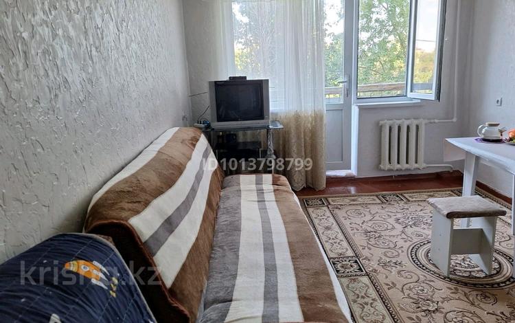 1-бөлмелі пәтер · 31.5 м² · 4/5 қабат, Қаратау ш/а. — Торговый, бағасы: 9 млн ₸ в Таразе, мкр Каратау — фото 2