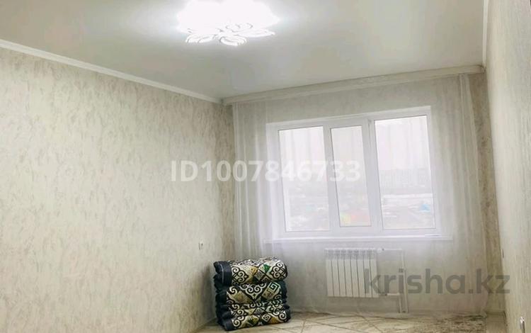 2-комнатная квартира · 60 м² · 8/9 этаж, Молодёжная за 22 млн ₸ в Уральске — фото 2