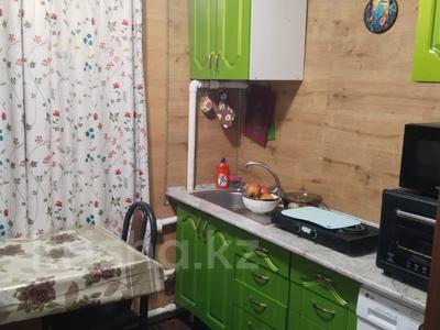 Отдельный дом · 3 комнаты · 52 м² · 4 сот., Комарова за 11.5 млн ₸ в Петропавловске