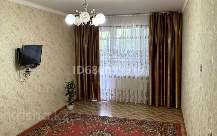 3-комнатная квартира, 61 м², 1/5 этаж, Шешембекова 15 за 15.2 млн 〒 в Экибастузе — фото 6