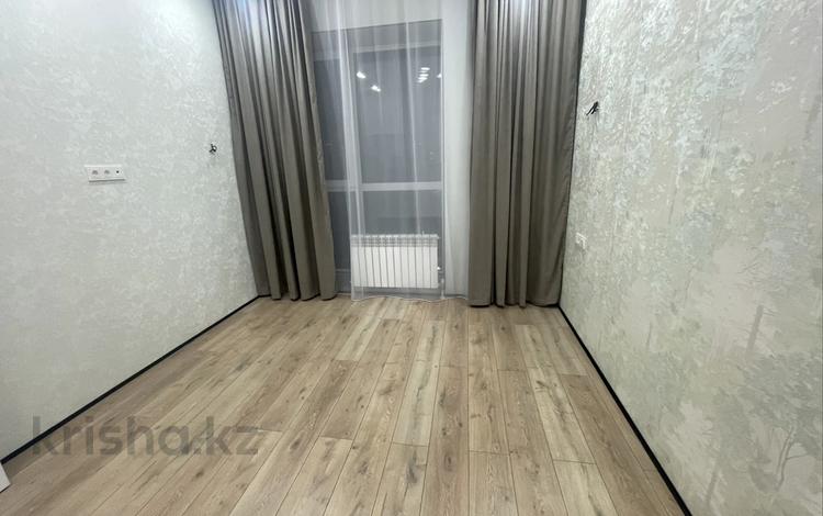 2-комнатная квартира · 40 м² · 7/9 этаж, мкр Юго-Восток, Университетская за 23.6 млн ₸ в Караганде, Казыбек би р-н — фото 2