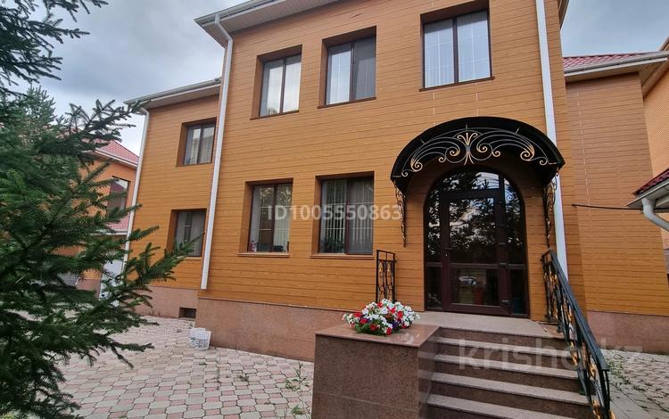 Отдельный дом · 7 комнат · 450 м² · 12 сот., мкр Комсомольский — Тумар Ханым- Домалак ана за 4 млн 〒 в Астане, Есильский р-н — фото 2