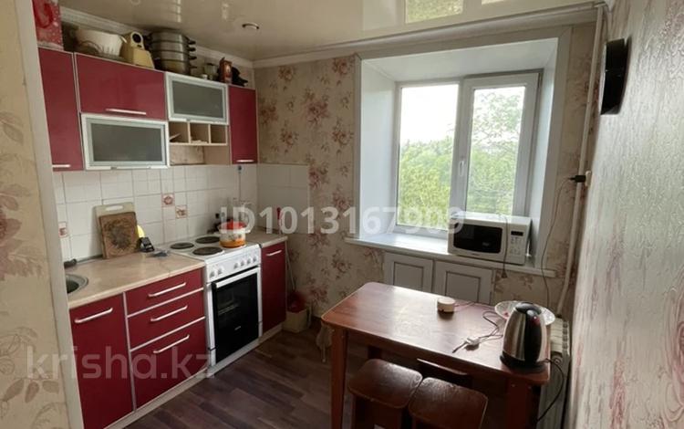 3-комнатная квартира · 55 м² · 5/5 этаж, Гагарина 32 — Гринвич 1 мая-Ломова , магазин Твист за 18.5 млн ₸ в Павлодаре — фото 2