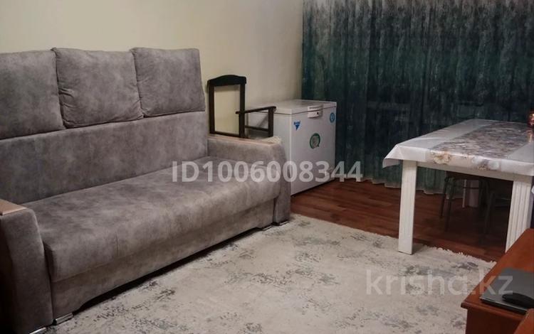 3-комнатная квартира · 56 м² · 2/5 этаж, мкр Новый Город, Н.Абдирова за 23 млн 〒 в Караганде, Казыбек би р-н — фото 12