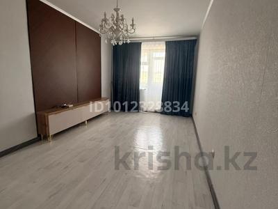 3-комнатная квартира · 70 м² · 3/4 этаж, 1-й мкр. 34 за 19.5 млн ₸ в Актобе, мкр Акжар
