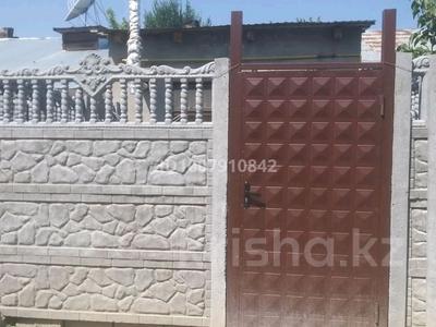 Отдельный дом · 3 комнаты · 60 м² · 5 сот., Жилкопирация 5/3 5/3 — Магазин Салтанат за 7 млн 〒 в Таразе