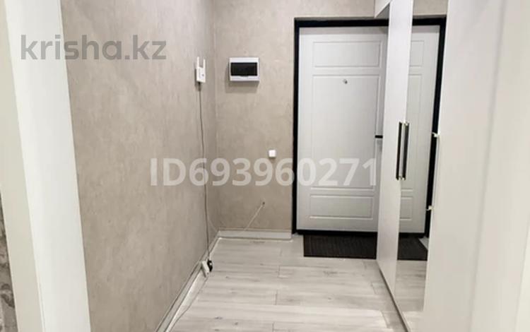 2-комнатная квартира · 46 м² · 6/9 этаж, Туран 55/12 за 320 000 ₸ в Астане, Есильский р-н — фото 27