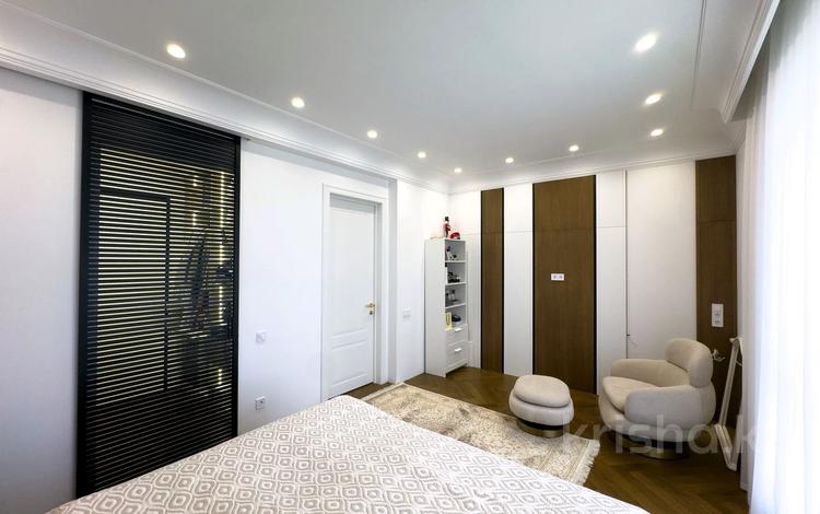 5-комнатная квартира · 205.5 м² · 7/16 этаж, ул. Динмухамеда Кунаева за 315 млн ₸ в Астане, Есильский р-н — фото 34