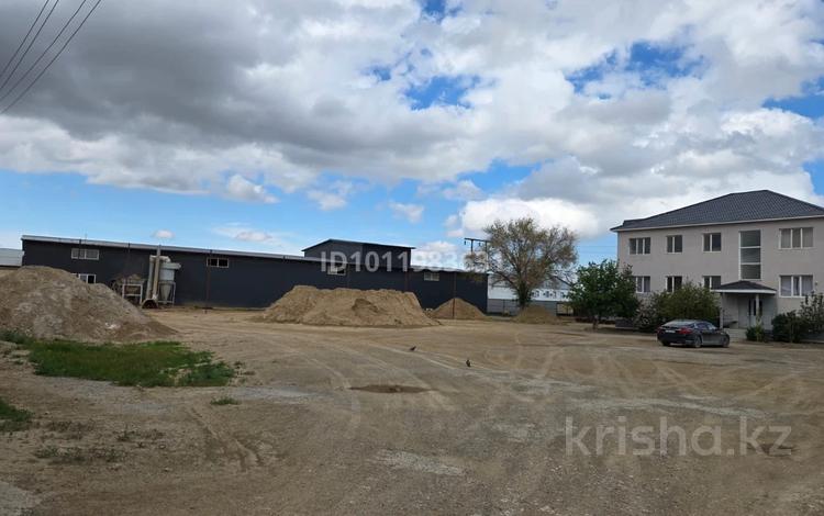 Өнеркәсіптік база · 1 га, Куттыгай батыра 9 — Элеваторная, бағасы: 450 млн 〒 в Атырау — фото 2