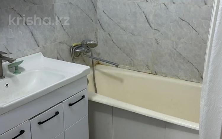 3-бөлмелі пәтер · 70 м² · 3/5 қабат, Айнабұлақ-2 ш/а. 42, бағасы: 46 млн ₸ в Алматы, Жетысуский р-н — фото 2