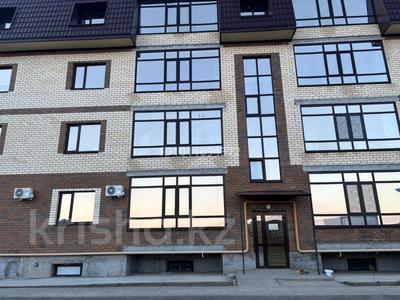 1-комнатная квартира · 50 м² · 4/4 этаж, мкр Жулдыз, Бисена Жумагалиева 171 за 13.5 млн ₸ в Уральске