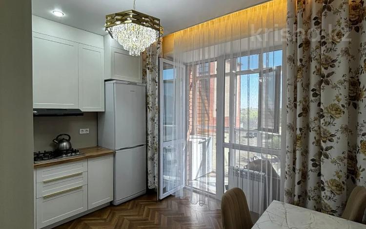 2-бөлмелі пәтер · 60 м² · 2/5 қабат, Кошкарбаева 26, бағасы: 33 млн ₸ в Кокшетау — фото 2